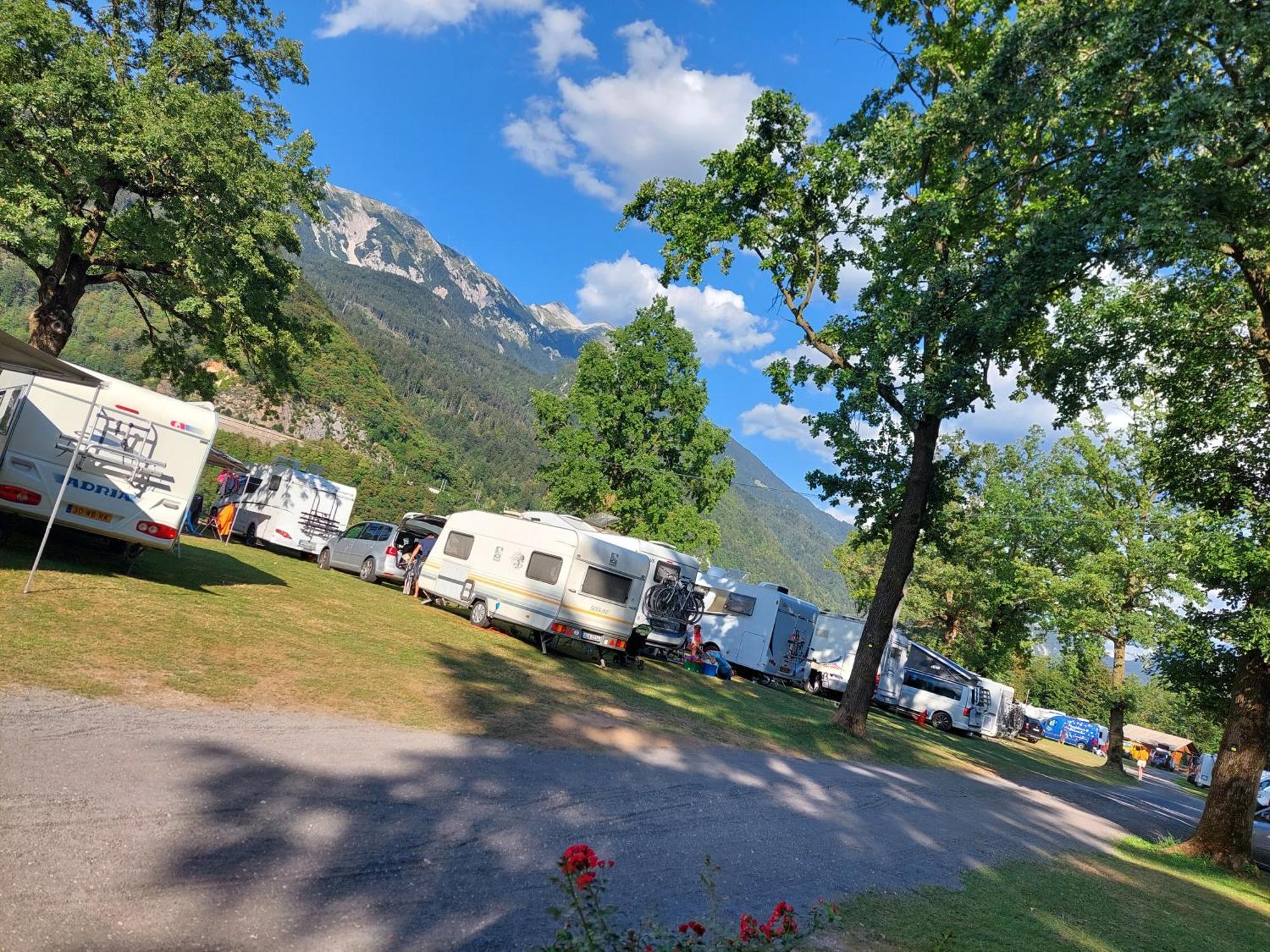 Bungalow Perun Blejska Dobrava Zewnętrze zdjęcie